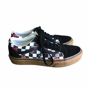 vans cherry checker old skool